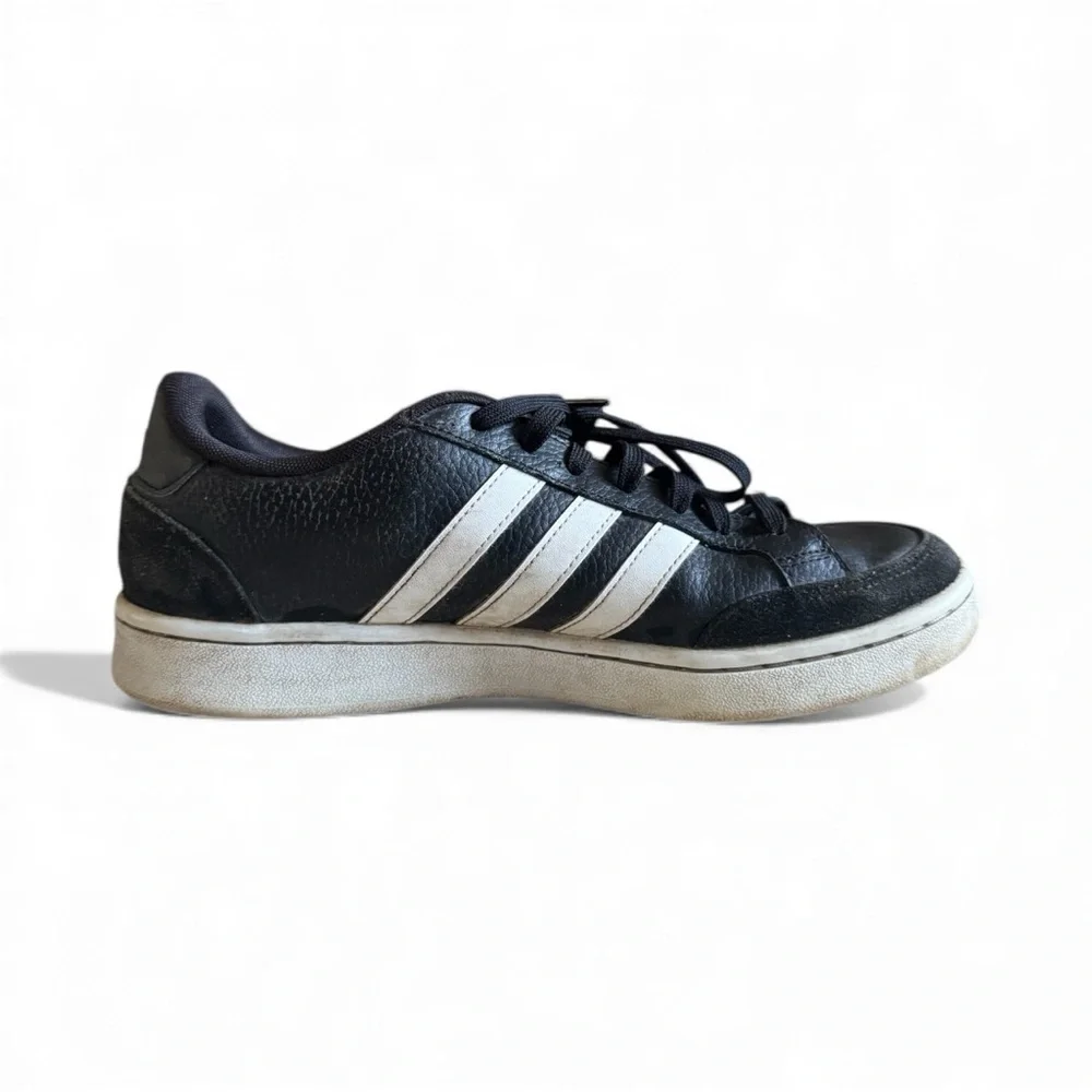 Adidas Classic 3-Stripe Low Top Leather Sneakers Retro Streetwear Black 10.5